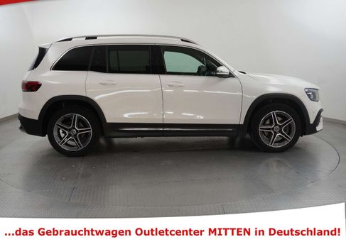 Mercedes-Benz GLB 200, 2023