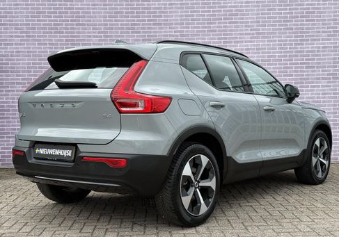 Volvo XC40, 2025 3