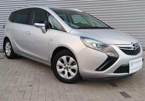 Opel Zafira, 2016