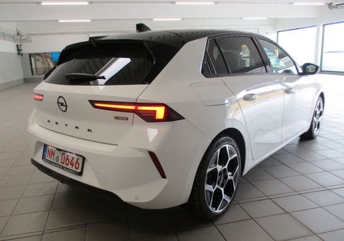 Opel Astra, 2025