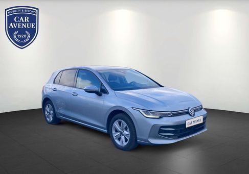 Volkswagen Golf, 2025
