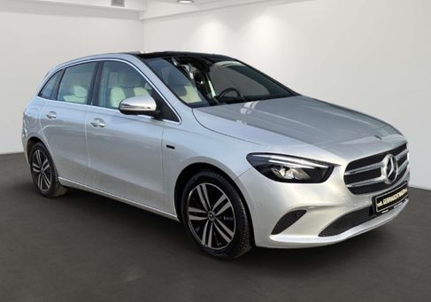 Mercedes-Benz B 250, 2021