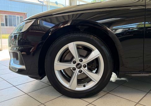 Audi A4, 2022