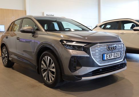 Audi Q4, 2022