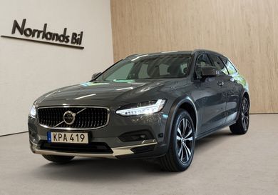 Volvo V90 Cross Country, 2021
