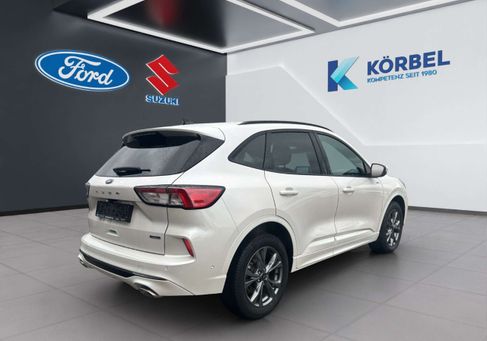 Ford Kuga, 2022