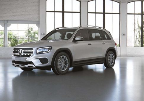 Mercedes-Benz GLB 200, 2023