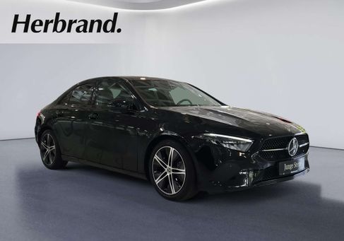 Mercedes-Benz A 200, 2024
