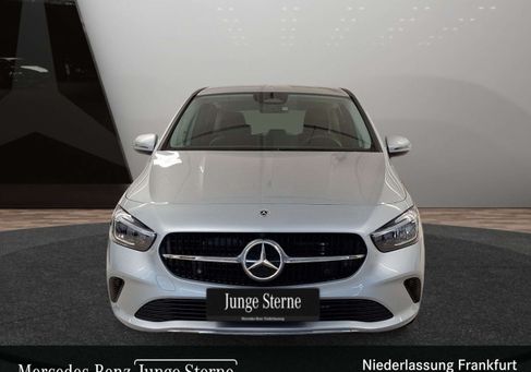 Mercedes-Benz B 200, 2026