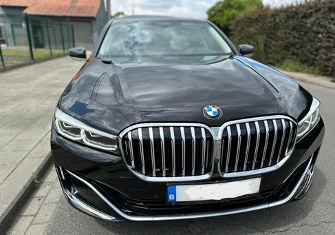 BMW 7 Serija, 2021