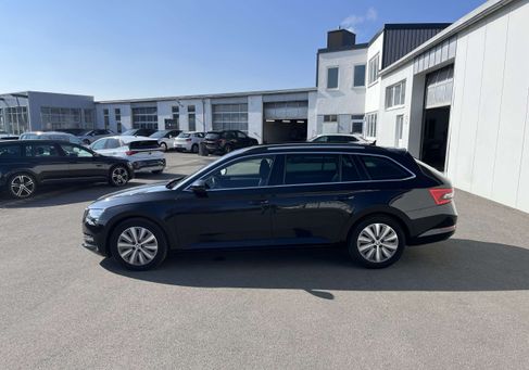 Skoda Superb, 2021