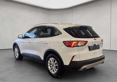 Ford Kuga, 2022