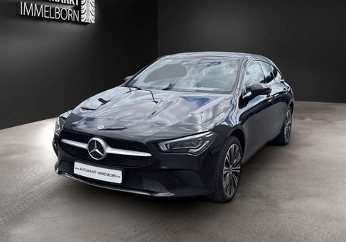 Mercedes-Benz CLA 250, 2022