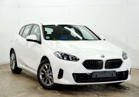 BMW 120, 2024