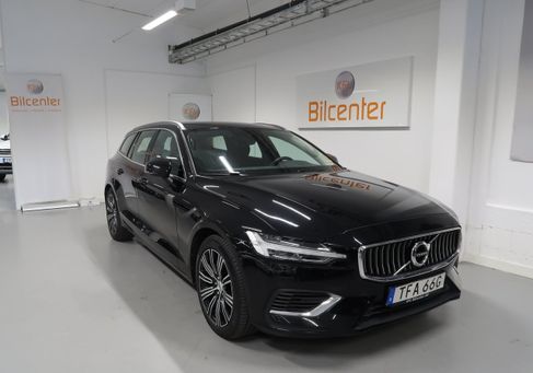 Volvo V60, 2022
