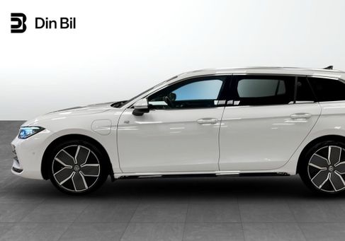Volkswagen Passat Variant, 2025 2