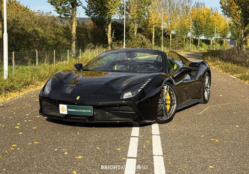 Ferrari 488 Spider, 2018