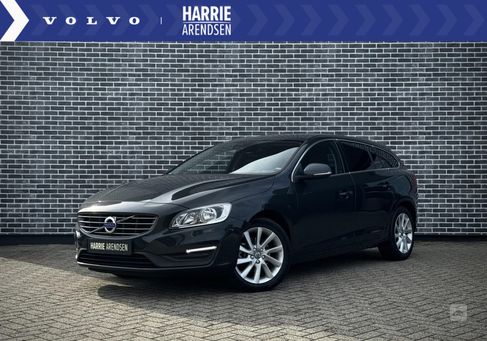 Volvo V60, 2015