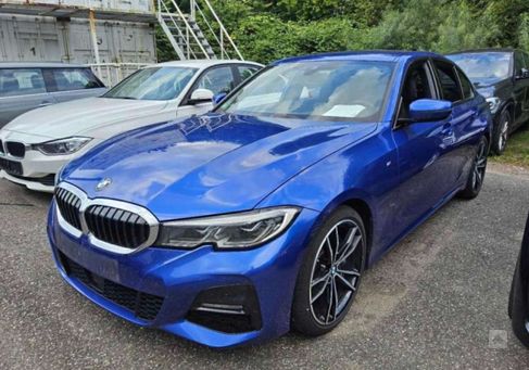 BMW 330, 2019