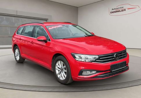 Volkswagen Passat, 2022