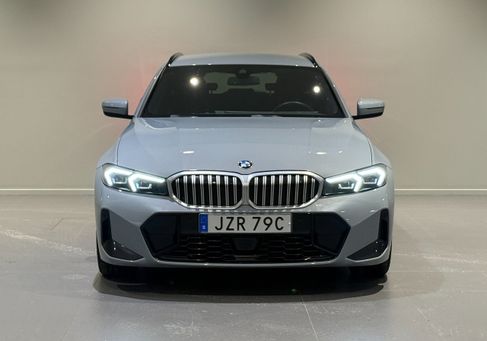 BMW 320, 2025