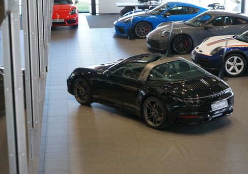 Porsche 911, 2023