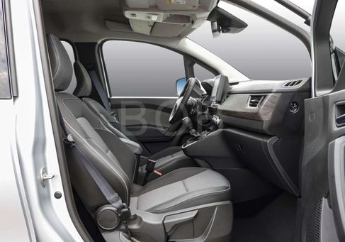 Renault Kangoo, 2025