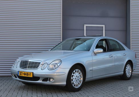 Mercedes-Benz E 350, 2005