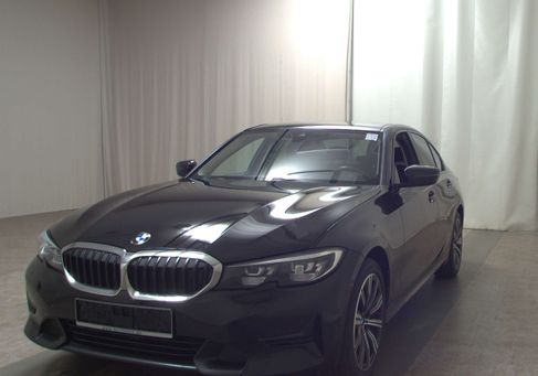 BMW 320, 2022