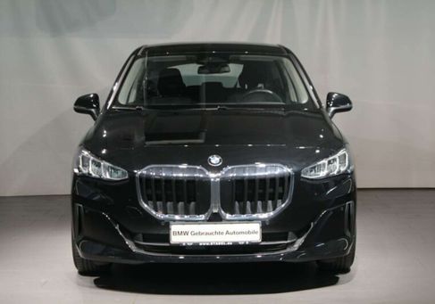 BMW 216, 2023