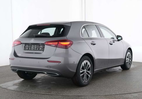 Mercedes-Benz A 180, 2025