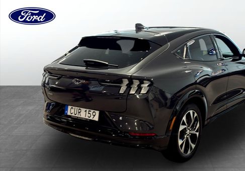 Ford Mustang Mach-E, 2021 2