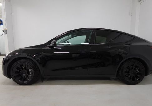 Tesla Model Y, 2024 3