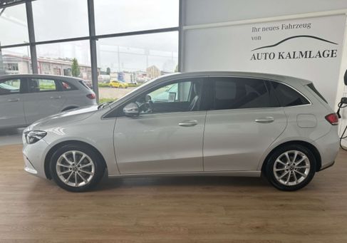 Mercedes-Benz B 200, 2021