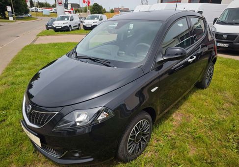 Lancia Ypsilon, 2024