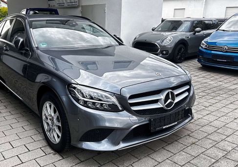 Mercedes-Benz C 180, 2021