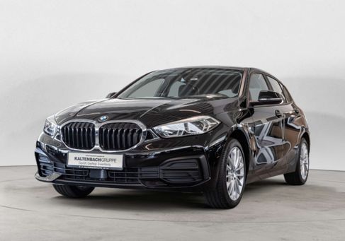 BMW 118, 2022