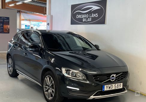 Volvo V60 Cross Country, 2018