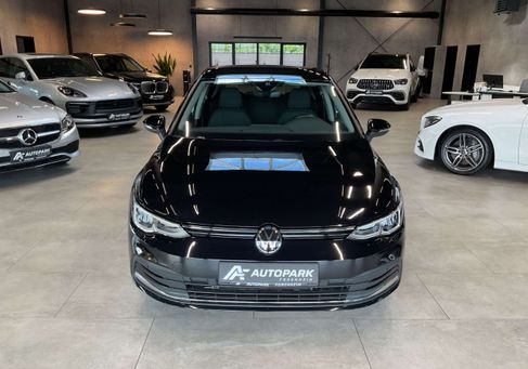 Volkswagen Golf, 2023