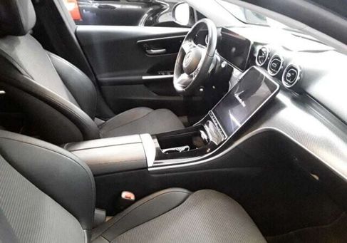 Mercedes-Benz C 300, 2021 3