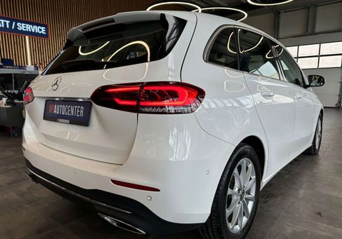 Mercedes-Benz B 200, 2020