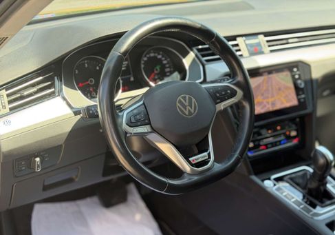 Volkswagen Passat Variant, 2021 3