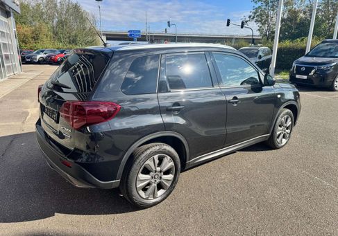 Suzuki Vitara, 2023 3