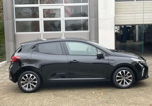 Mitsubishi Colt, 2025