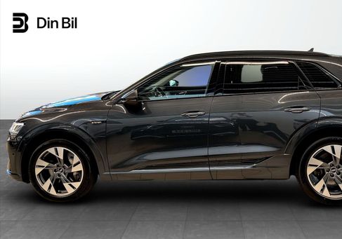 Audi e-tron, 2022