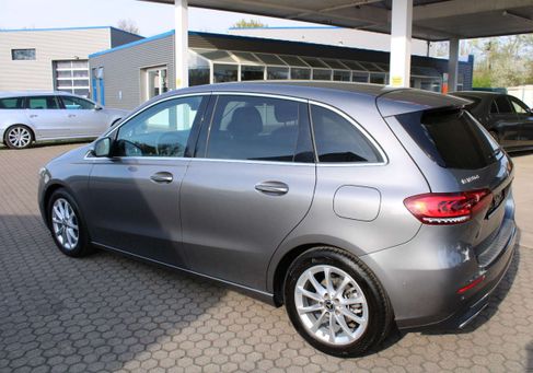 Mercedes-Benz B 180, 2019