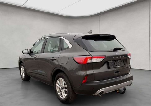 Ford Kuga, 2022