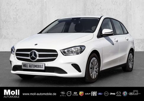 Mercedes-Benz B 180, 2021