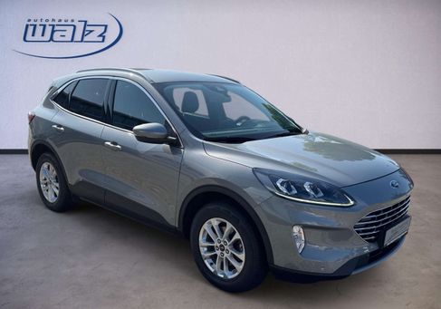 Ford Kuga, 2022