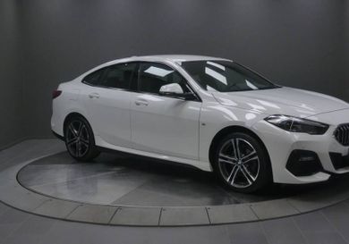 BMW 218, 2022